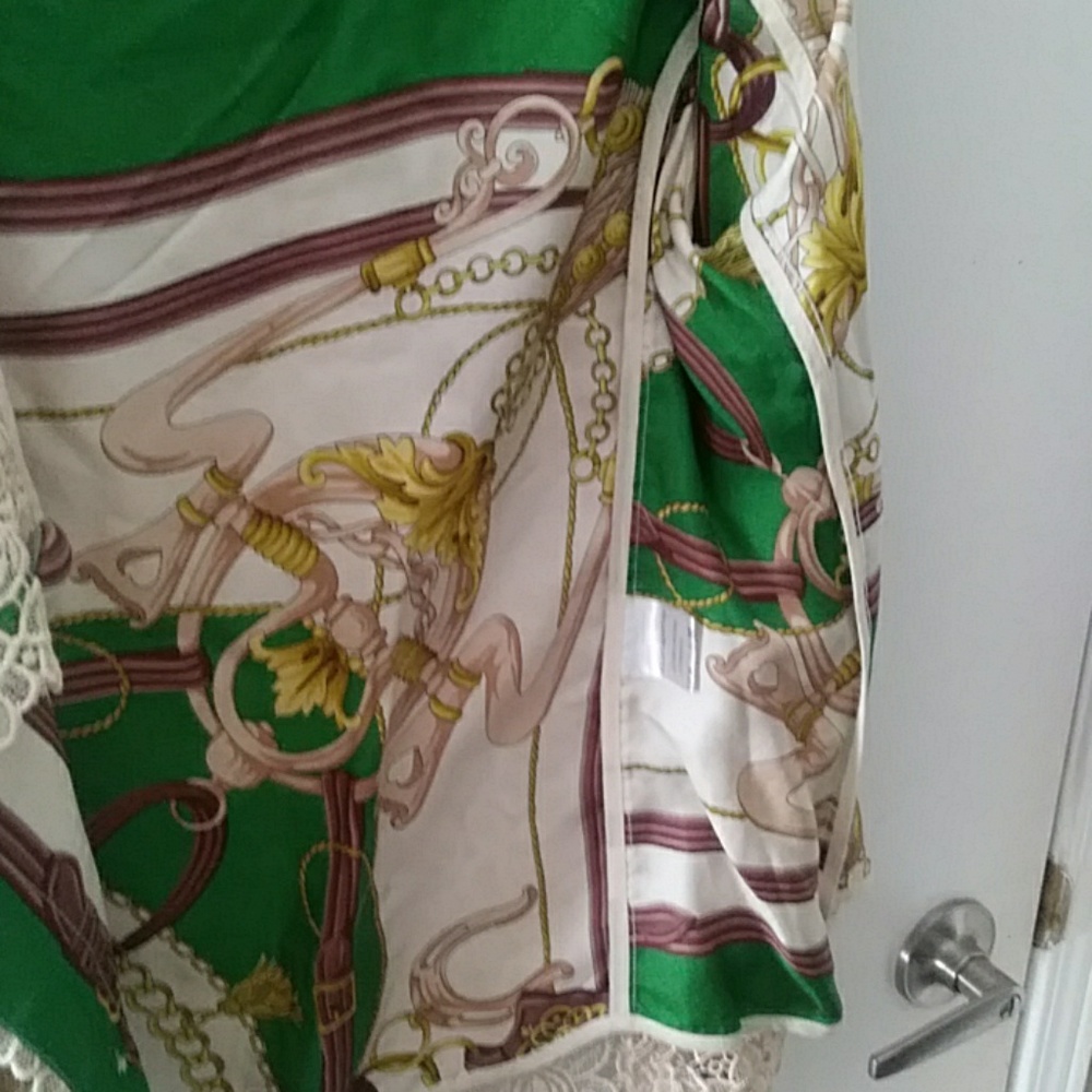 Blouse - Picture 3 of 4